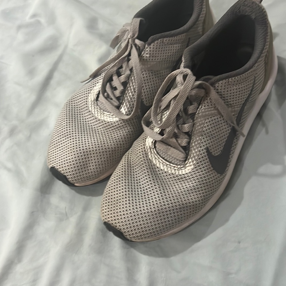 Men’s Nike Sz 11.5